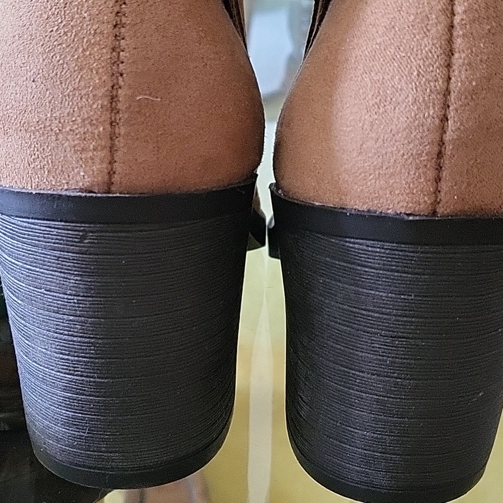 Ankle boots